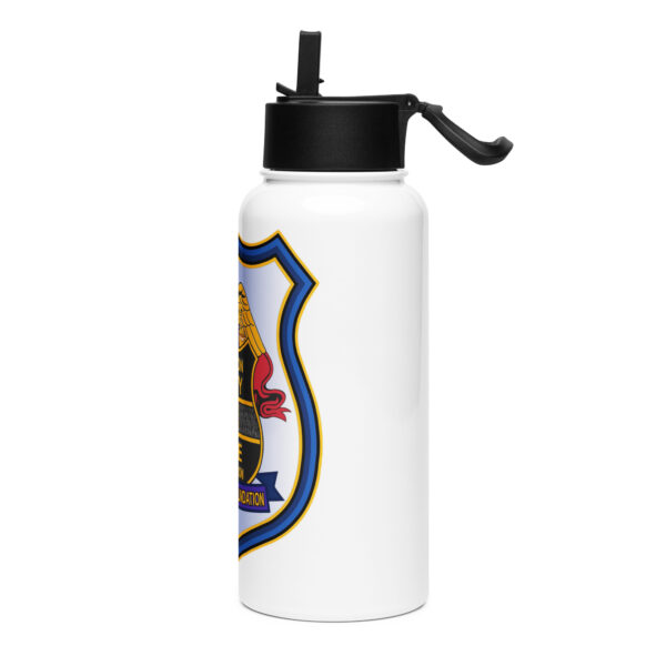 Stainless steel water bottle with a straw lid - Image 3